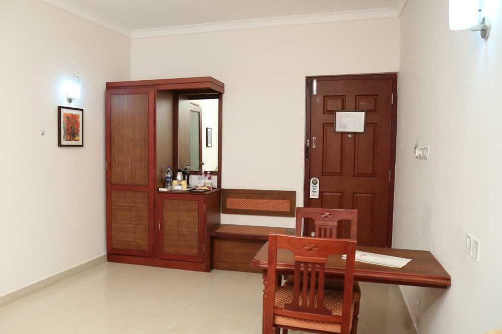 Kallada Hotels Thrissur Ngoại thất bức ảnh